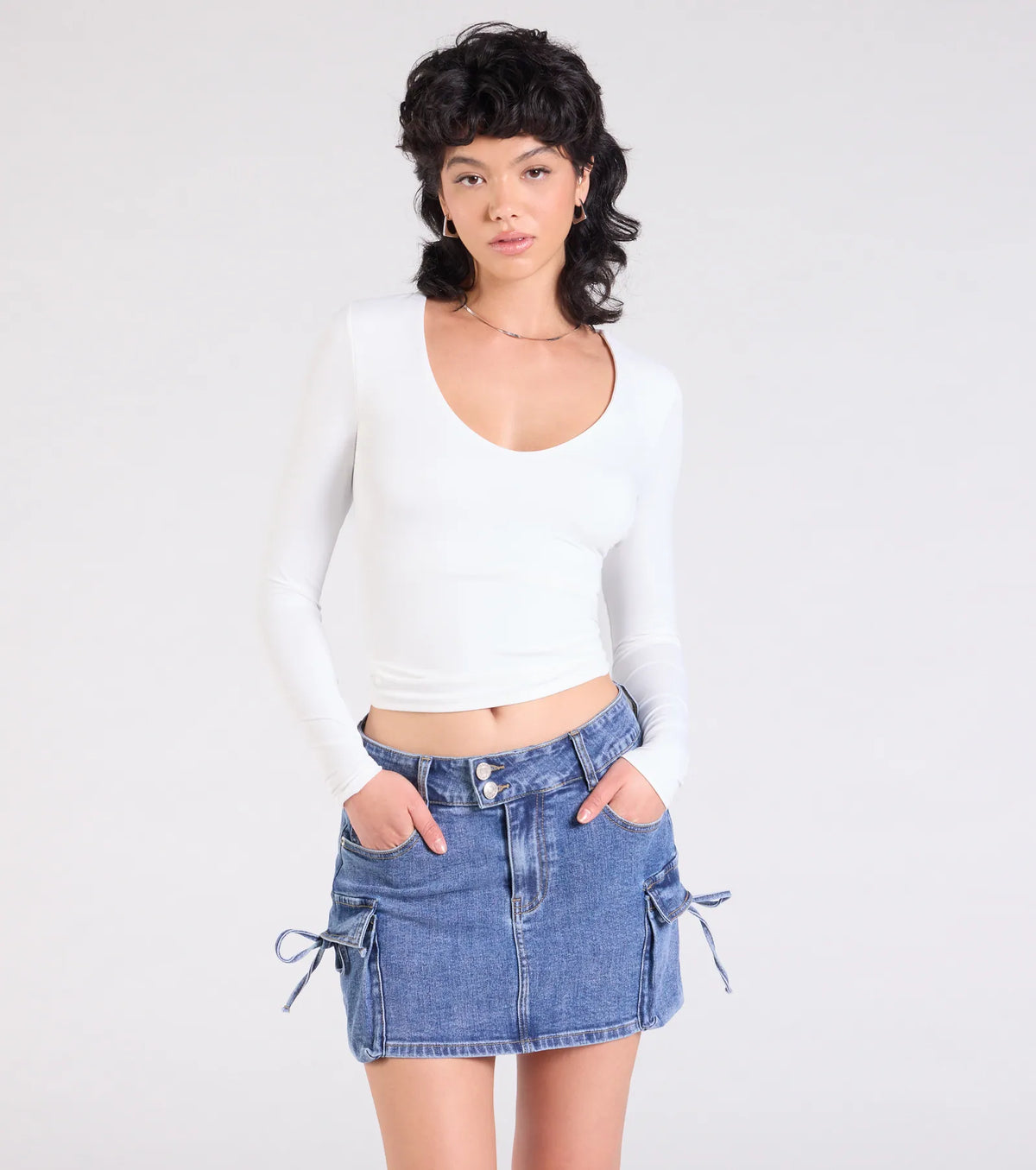 A Vibe Mid-Rise Cargo Denim Mini Skirt
